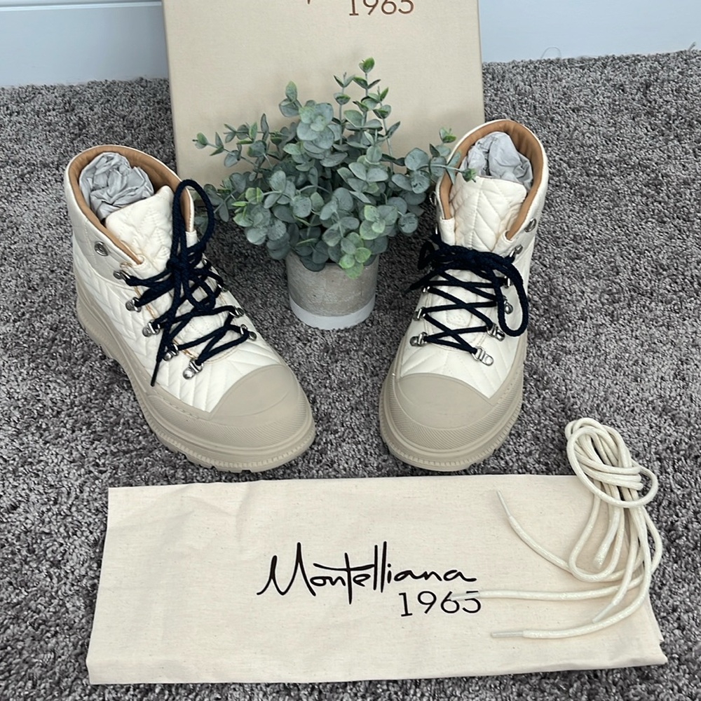 NWT Montelliana ankle lace up boots
